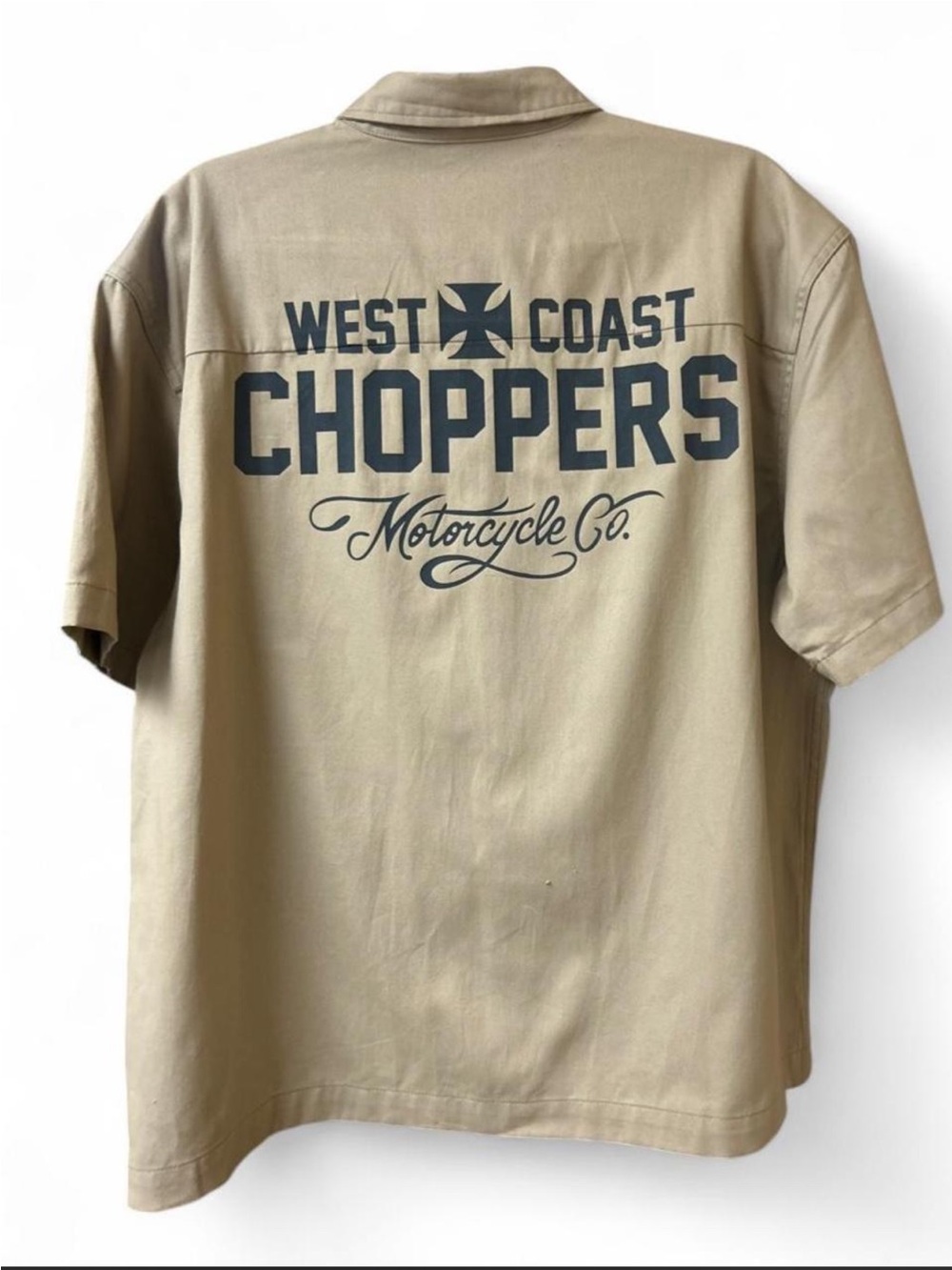 New Men's Short-Sleeve Button Up West Coast Choppers Shirt. Size Large.